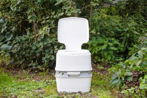 how to empty a pop up camper toilet
