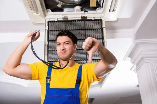 how to power ac unit in camper while driving