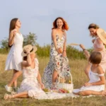 what to bring on a picnic date