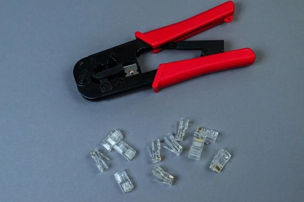 How To Use A Crimping Tool For Fishing