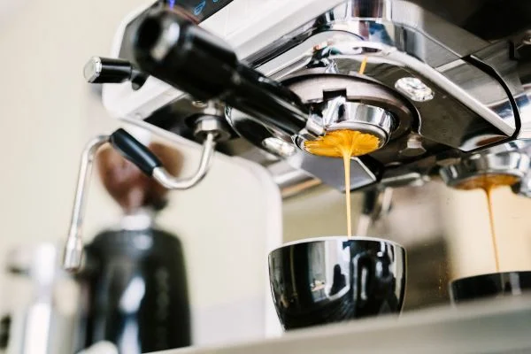 Can I Use Ground Coffee In Espresso Machine