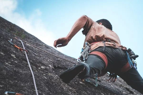 How Much Weight Can a Climbing Harness Hold?