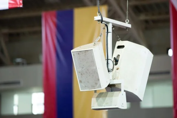 How To Hang Speakers From Ceiling