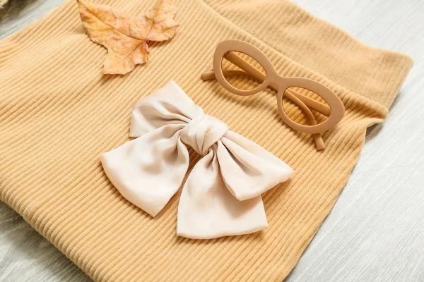 How To Tie a Bow On Pants