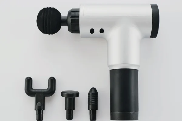 can you use massage gun on knee