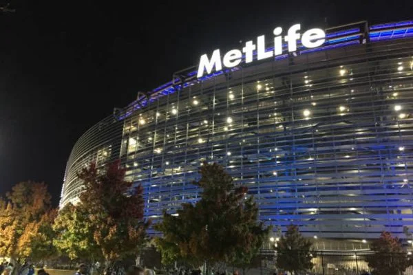 Can You Bring A Backpack Into Metlife Stadium