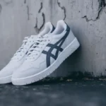 How Much Do Shoes Weigh