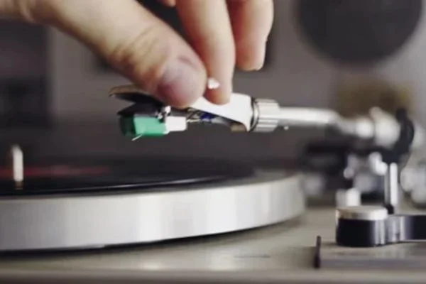 How To Change Needle On Record Player
