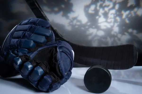 How To Measure Ice Hockey Gloves