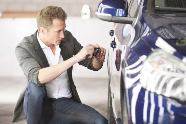 How much do car dealerships pay for photography (1)