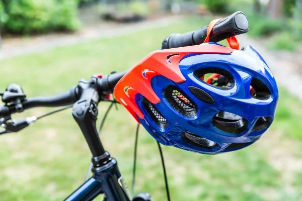 can I use a bike helmet for climbing