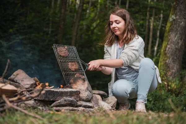 how to cook over a campfire