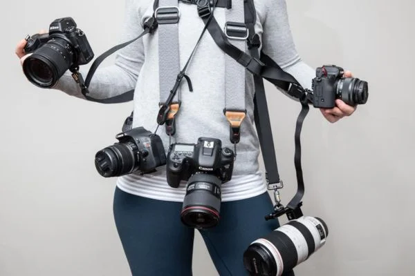 what to look for in camera strap for concert photography