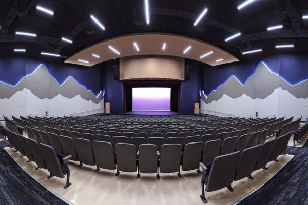 How To Set Up A PA Sound System In Auditorium