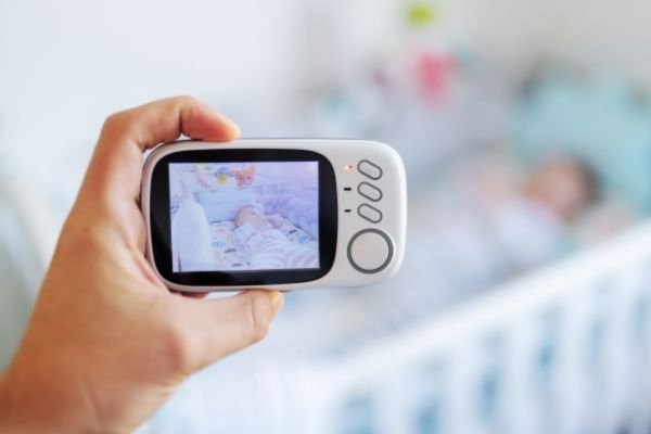 how do baby monitors work without wifi