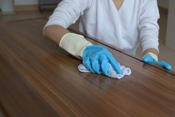 How to disinfect wood table
