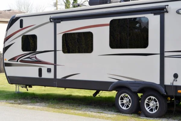 How to keep heat out of RV windows