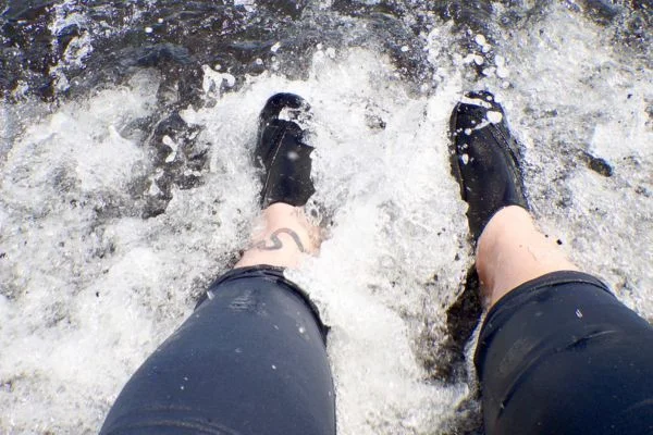 Will canoe shoes let you walk on water
