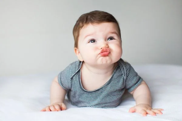 why do babies hate car seats