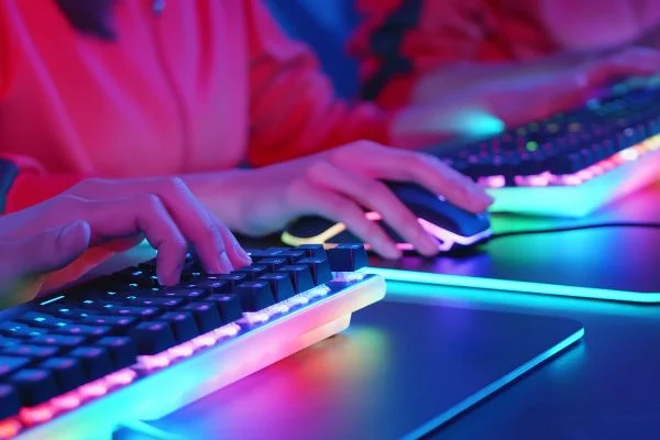 Best Gaming Keyboard For Small Hands