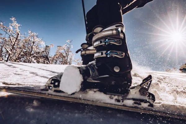 Best Knee Braces For Skiing