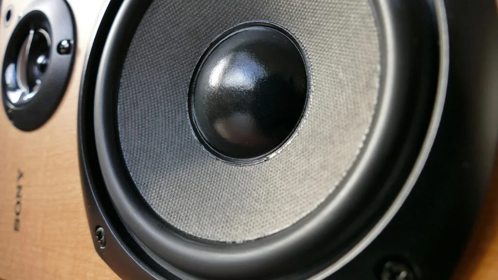 How To Choose Outdoor Speakers